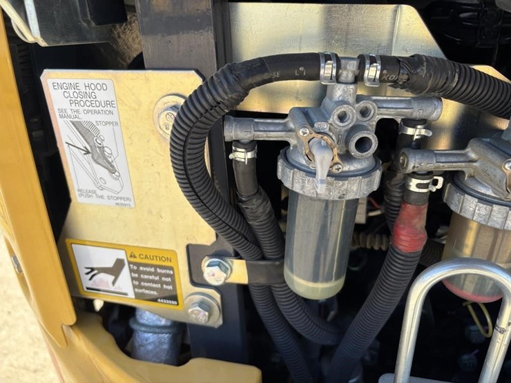 2020-deere-17g-image-38
