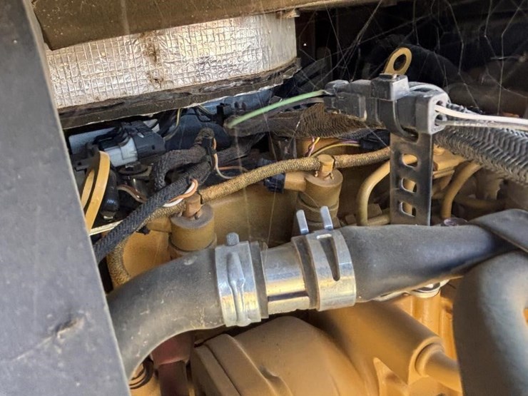 2018-caterpillar-305e2-hydraulic-excavator-image-55