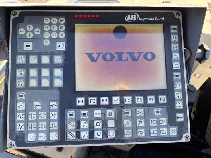 2007-volvo-mw500-image-27
