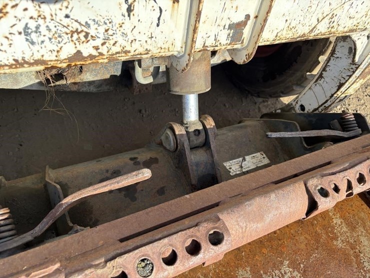 2002-bobcat-863-image-12