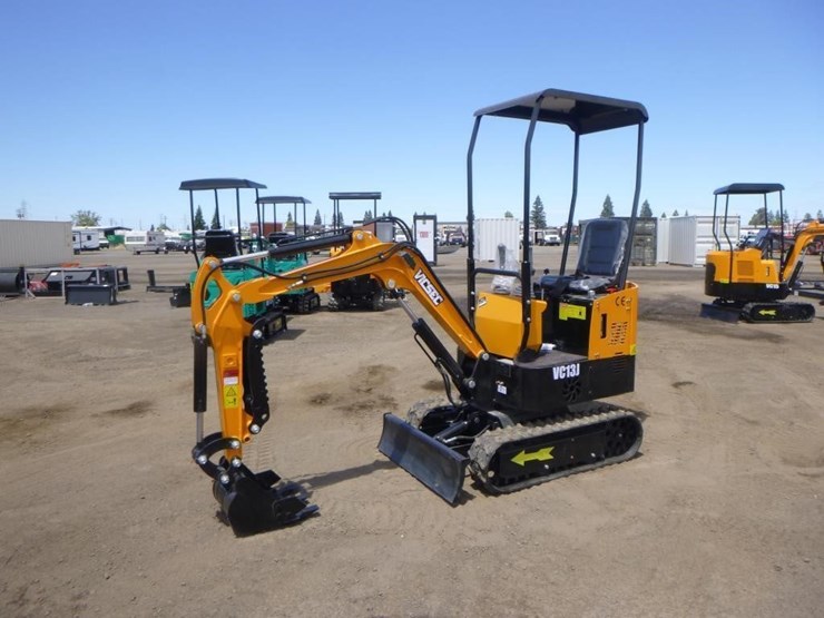 2025-vicsec-vc13j-hydraulic-excavator-image-1