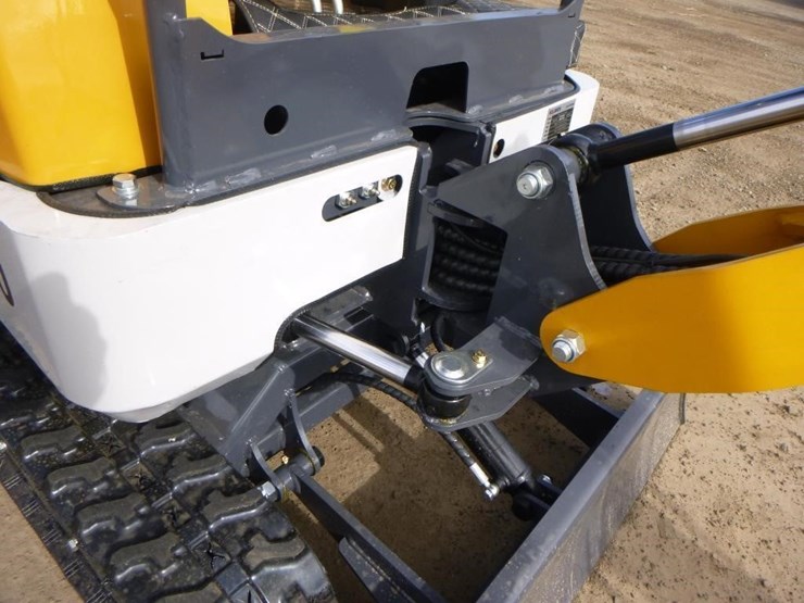 2025-sdlanch-sdle20-hydraulic-excavator-image-18