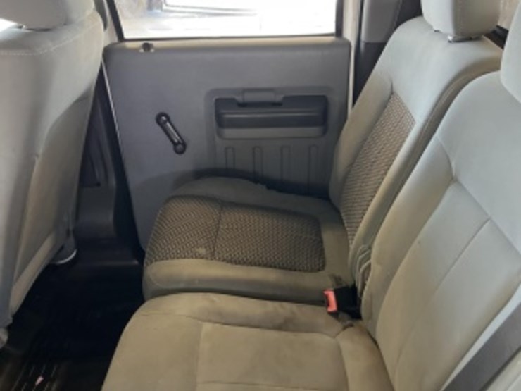 2011-ford-f350-image-24