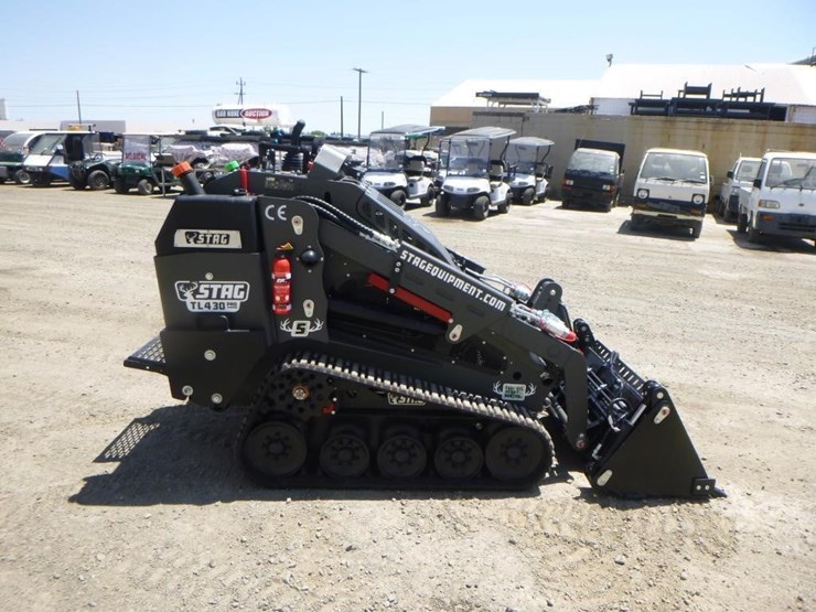 2024-kubota-d1703-image-7