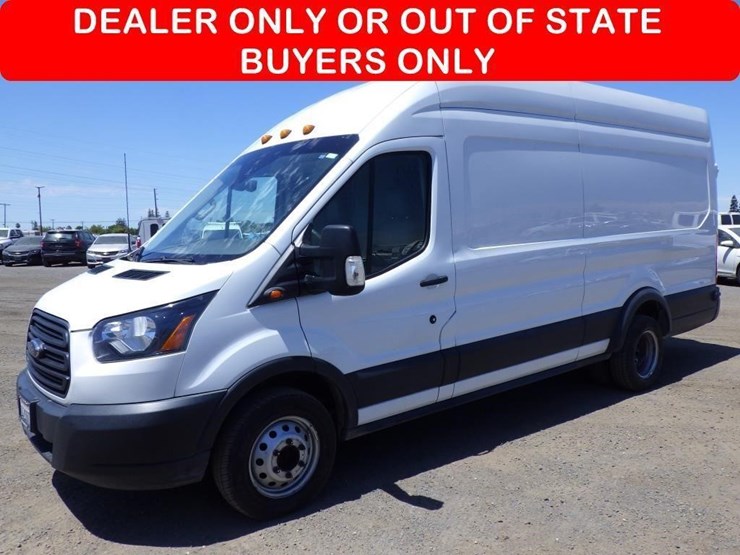 2019-ford-transit-image-1