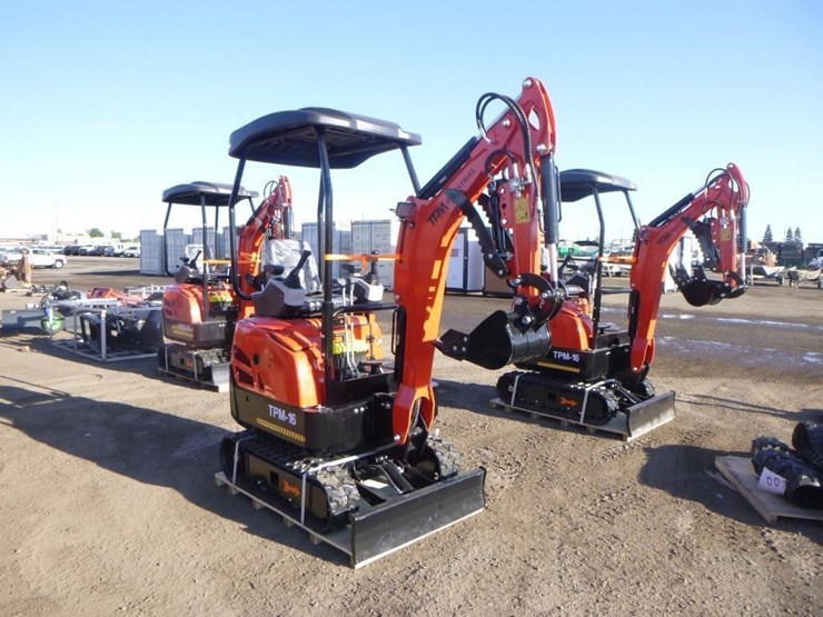 2025-tpm-16-hydraulic-excavator-image-2
