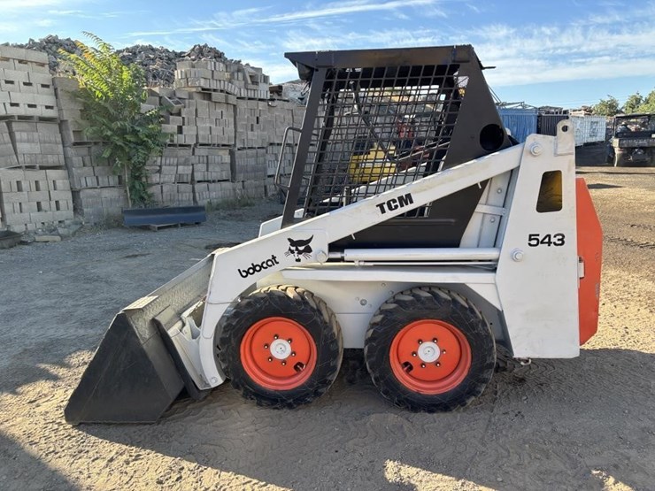 1984-bobcat-543-image-5