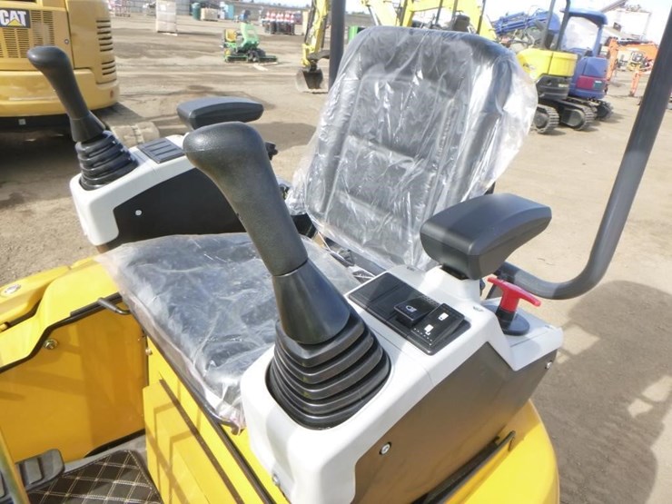 2025-sdlanch-sdle20-hydraulic-excavator-image-23