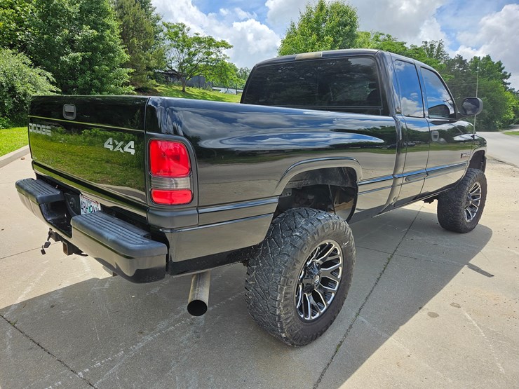 #18968-•-2002-dodge-ram-pickup-truck-image-27