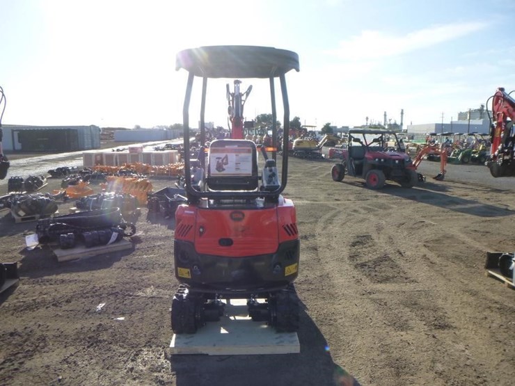 2025-tpm-16-hydraulic-excavator-image-8