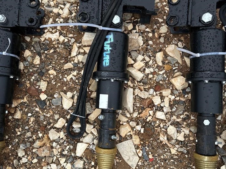 future-mini-excavator-hydraulic-drill-image-1