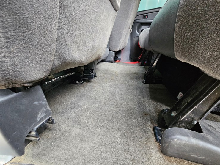 2005-chevrolet-silverado-image-57