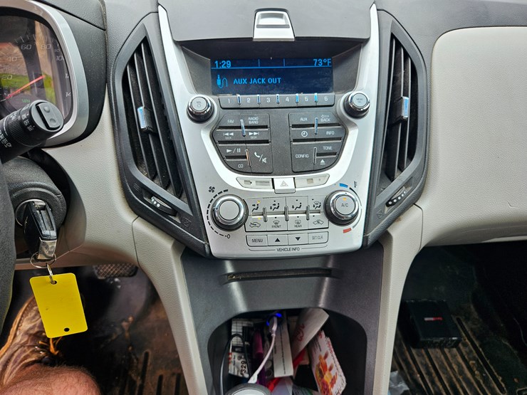 2014-chevrolet-equinox-image-34