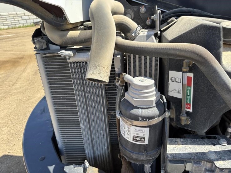 2020-bobcat-e55-image-49