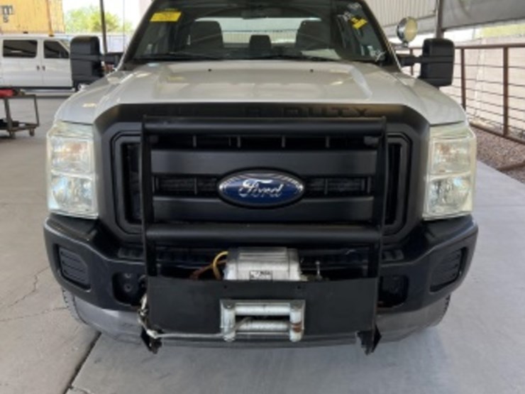 2011-ford-f350-image-3