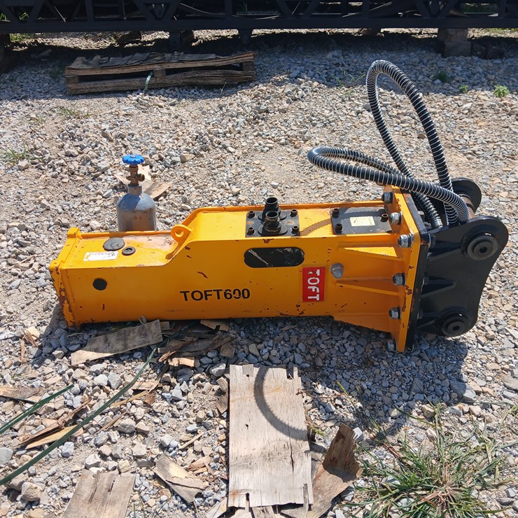 #20199 • TOFT Hydraulic Breaker Excavator Attachment (305)