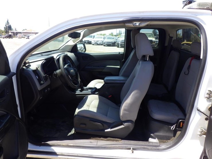 2016-chevrolet-colorado-image-5