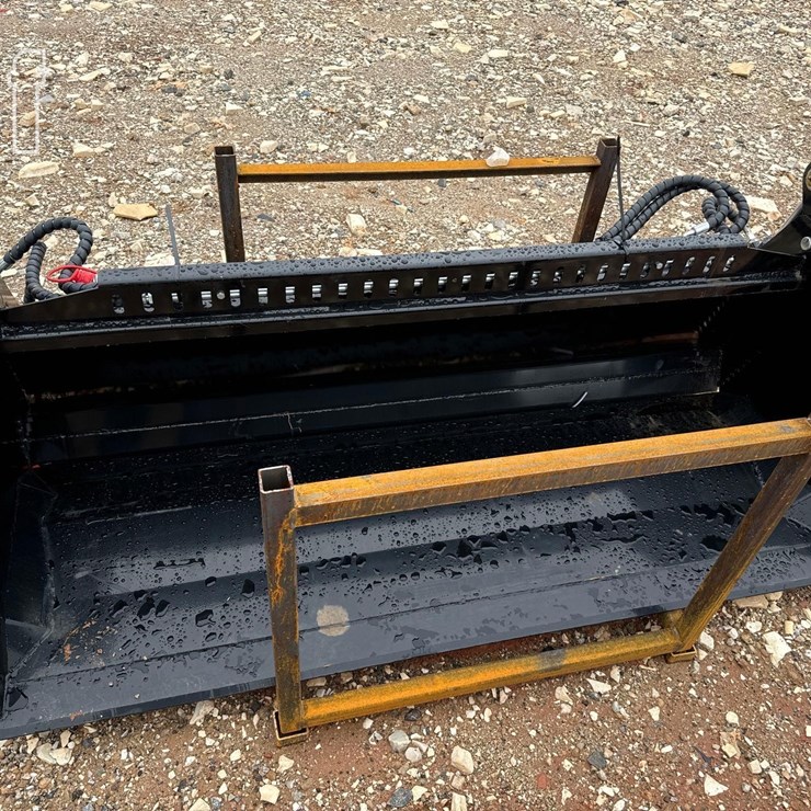 FUTURE FT-KH72F 72IN SKID STEER 4 IN 1 BUCKET