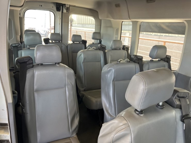 2017-ford-transit-image-10