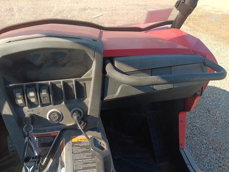 2017-can-am-commander-800-image-19