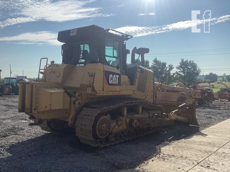 2018-caterpillar-d7e-image-5