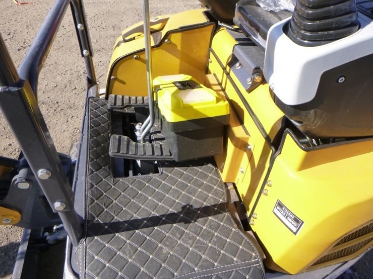 2025-sdlanch-sdle20-hydraulic-excavator-image-22