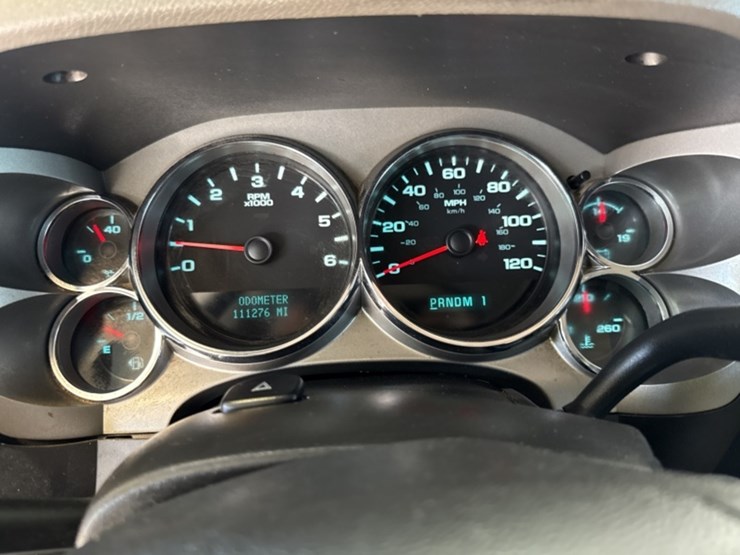 2012-chevrolet-silverado-3500hd-image-18