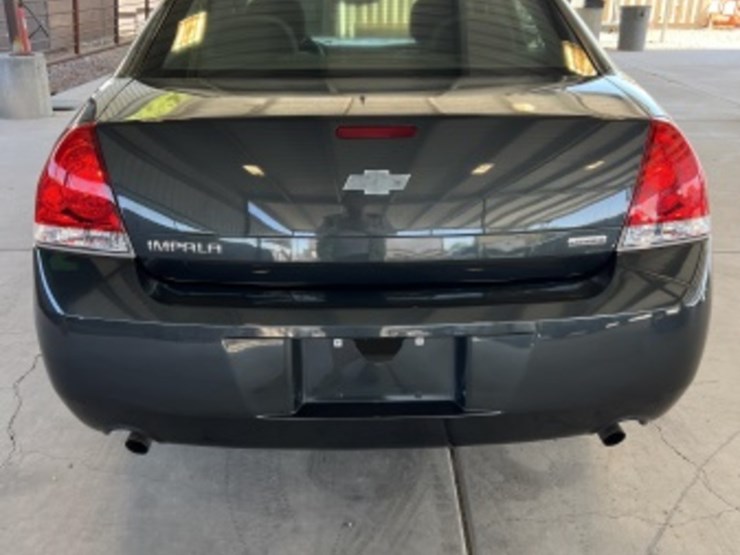 2015-chevrolet-impala-sdn-image-6