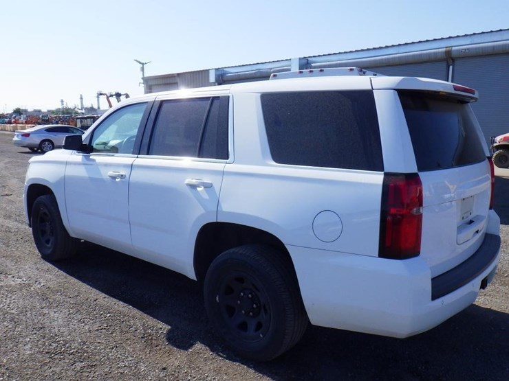 2020-chevrolet-tahoe-image-5