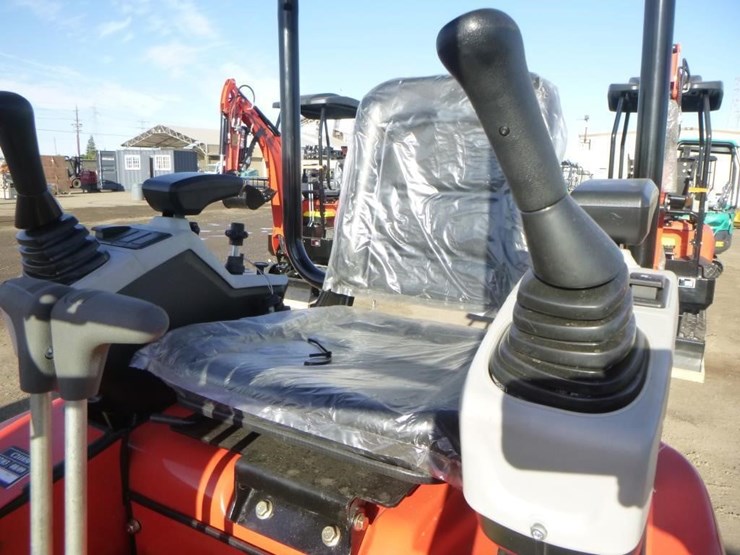 2025-tpm-16-hydraulic-excavator-image-20