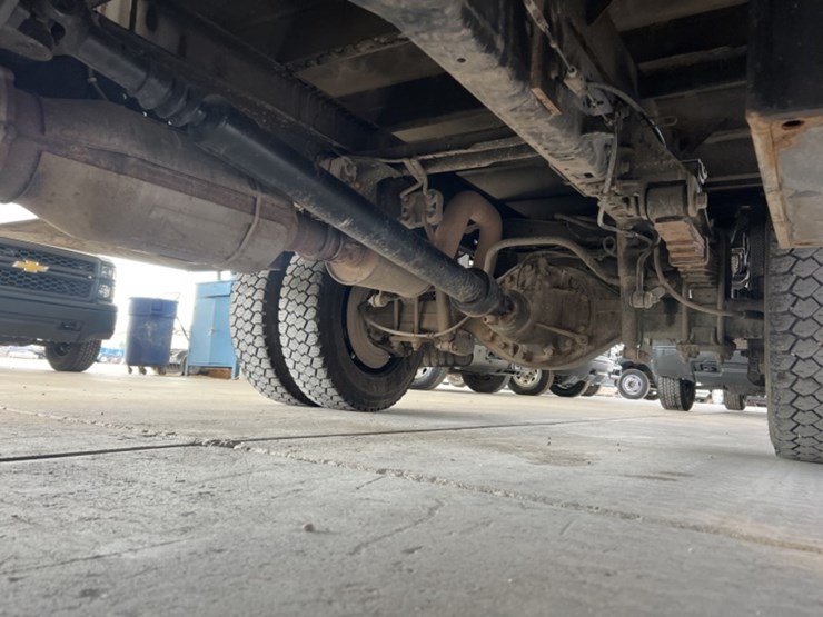 2008-ford-f550-image-25