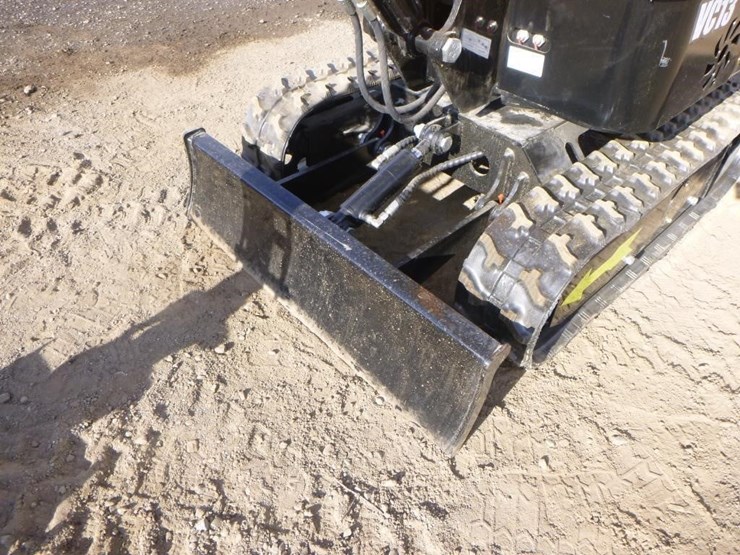 2025-vicsec-vc13-hydraulic-excavator-image-15