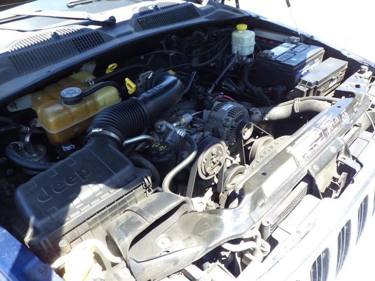 2004-jeep-liberty-image-11