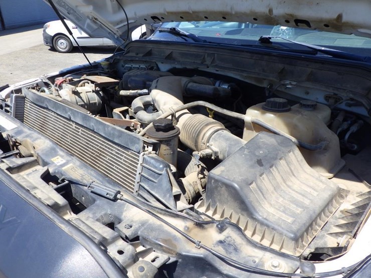 2012-ford-f550-image-17