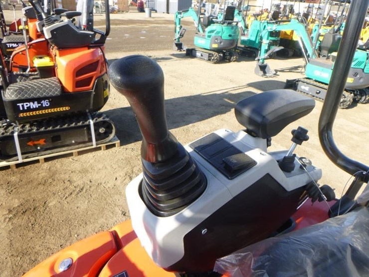 2025-tpm-16-hydraulic-excavator-image-23
