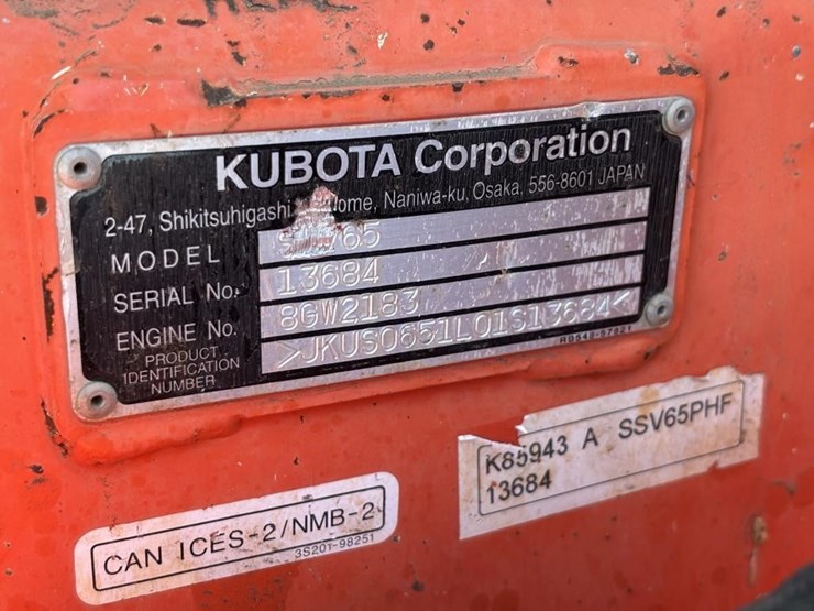 kubota-ssv65-image-43