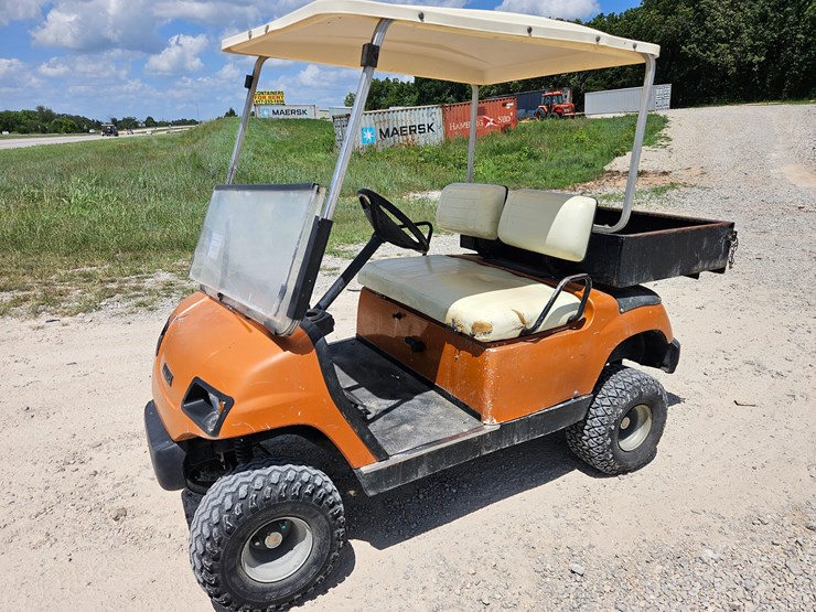 #20867-•-yamaha-golf-cart-image-2