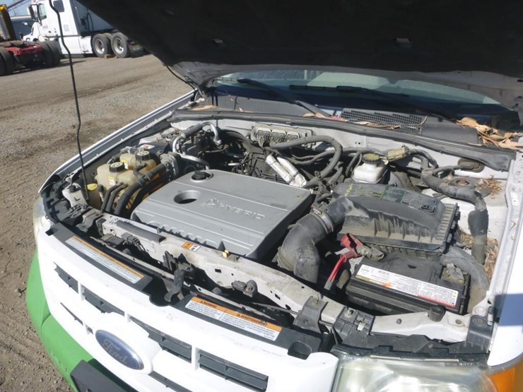 2009-ford-escape-image-12