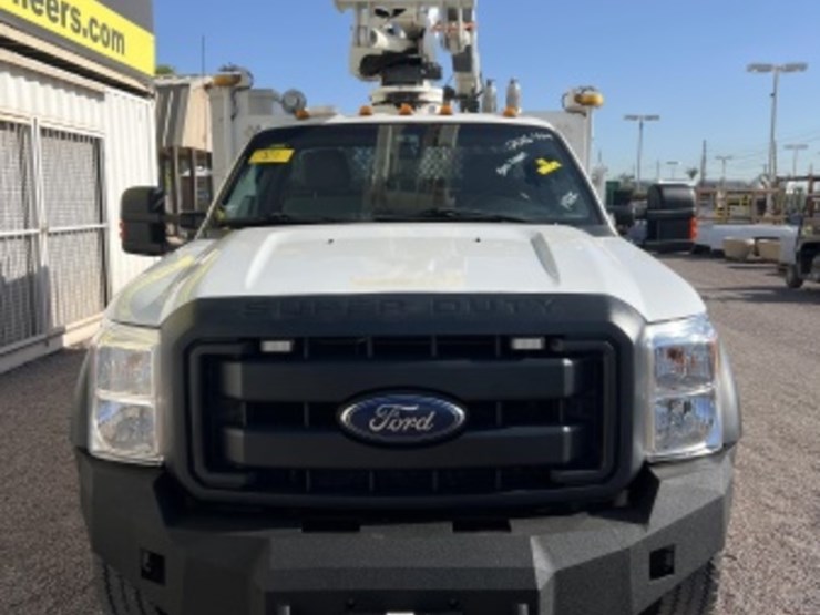 2016-ford-f550-image-3