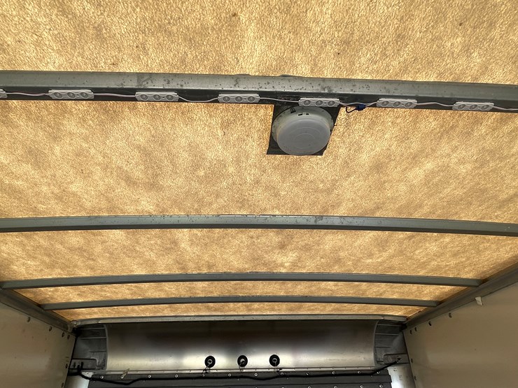 2005-chevrolet-3500-image-90