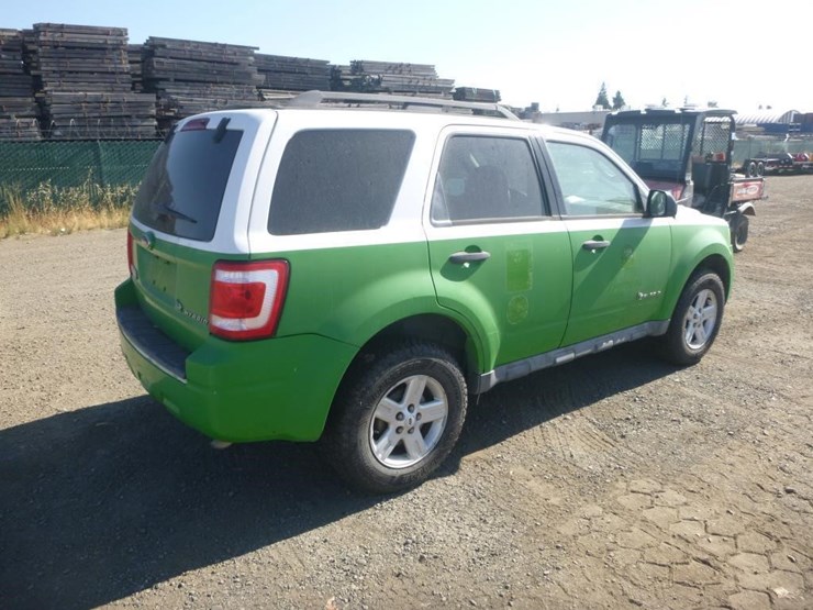 2009-ford-escape-image-4