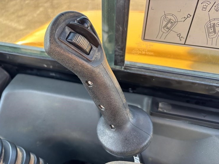 2018-caterpillar-305e2-hydraulic-excavator-image-34