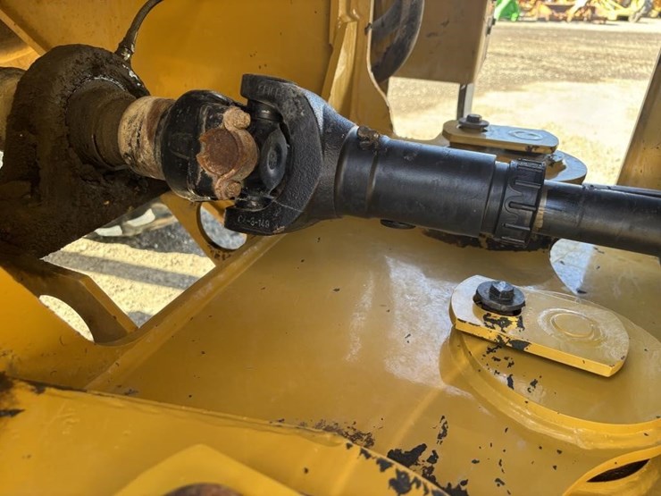 2019-caterpillar-930m-image-25