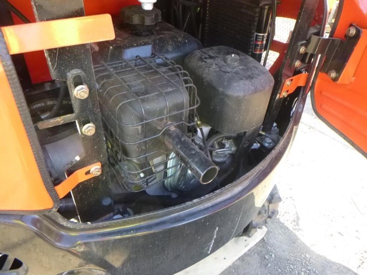 2025-tpm-16-hydraulic-excavator-image-26