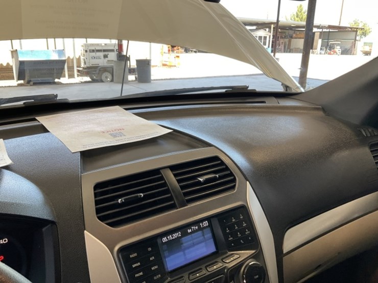 2013-ford-explorer-image-18