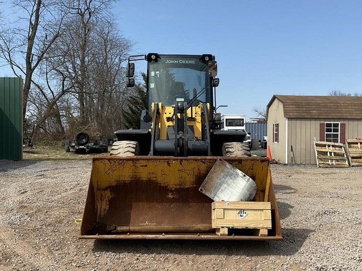 2019-deere-344l-image-7