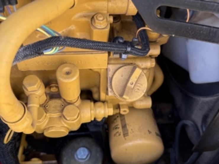 2019-caterpillar-305e2-cr-image-28