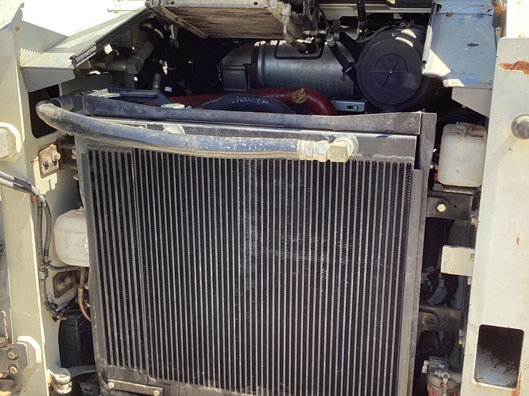 2018-takeuchi-tl12r2-image-15