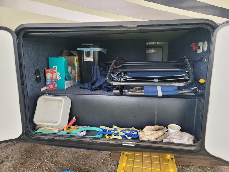 #20735-•-2017-forest-river-camper-image-93