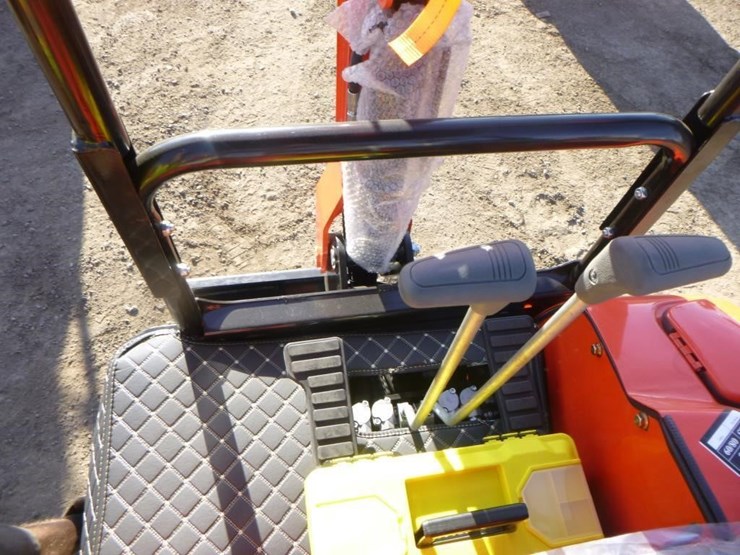 2025-tpm-16-hydraulic-excavator-image-24